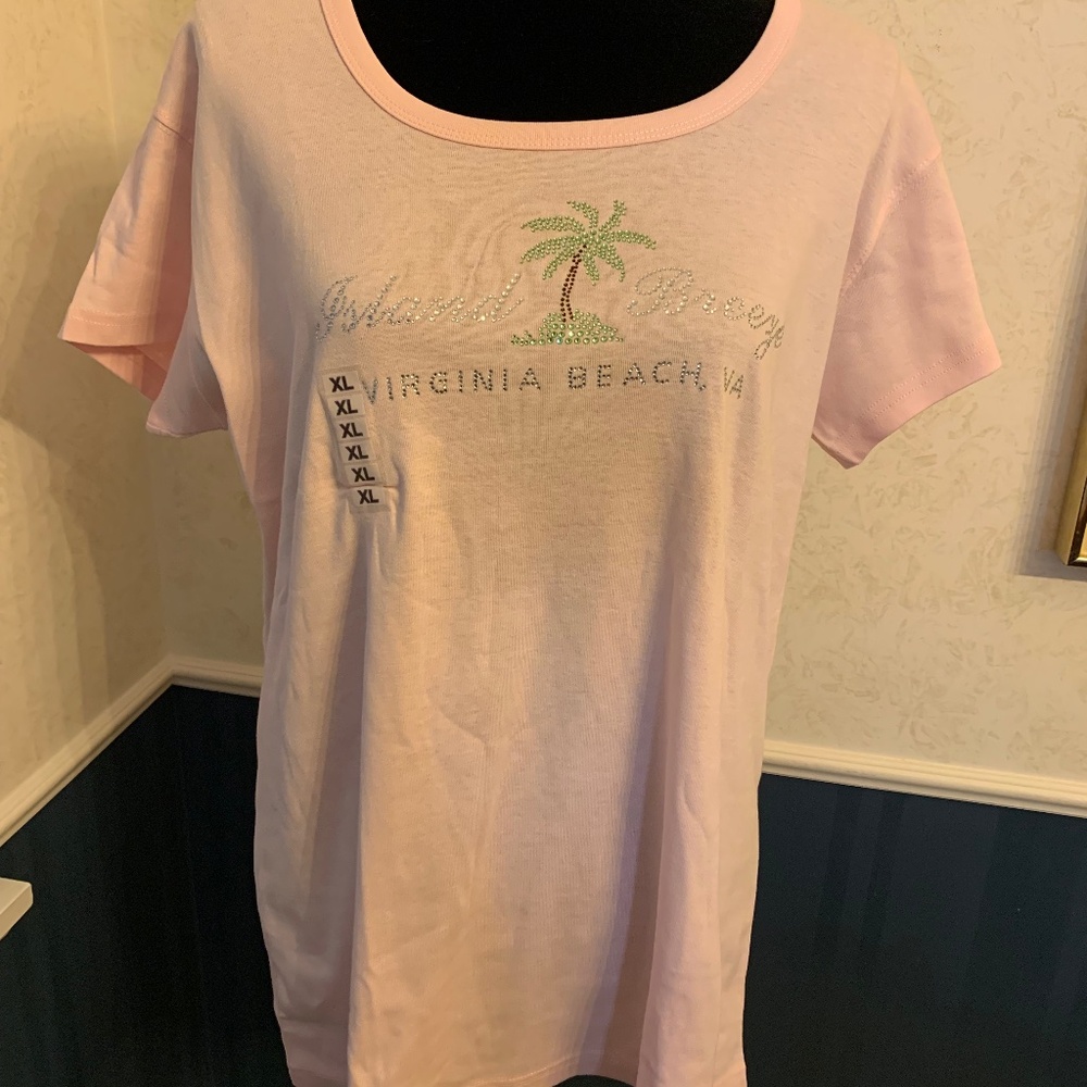 Light Pink Virginia Beach T-shirt Size 1XL